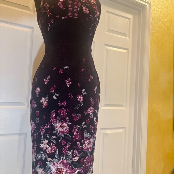 Dress - Picture 12 of 12